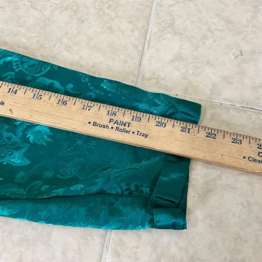 Victoria’s Secret GOLD LABEL Emerald Green Satin Floral PJ Top only  size M
